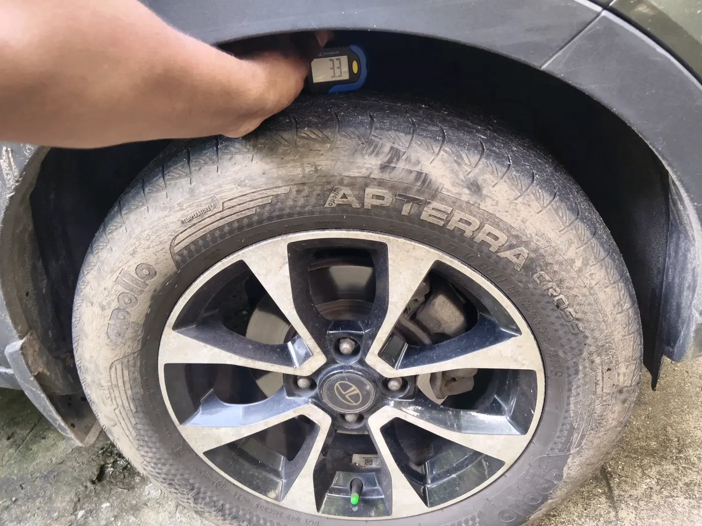 2021 Tata NEXON XZA PLUS PETROL, Petrol, Automatic, 83,998 km, tyre