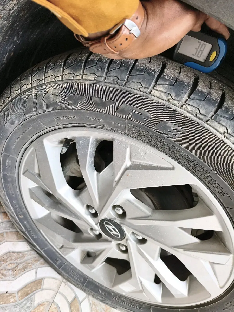 2022 Hyundai Creta SX IVT 1.5 PETROL, Petrol, Automatic, 48,960 km, tyre