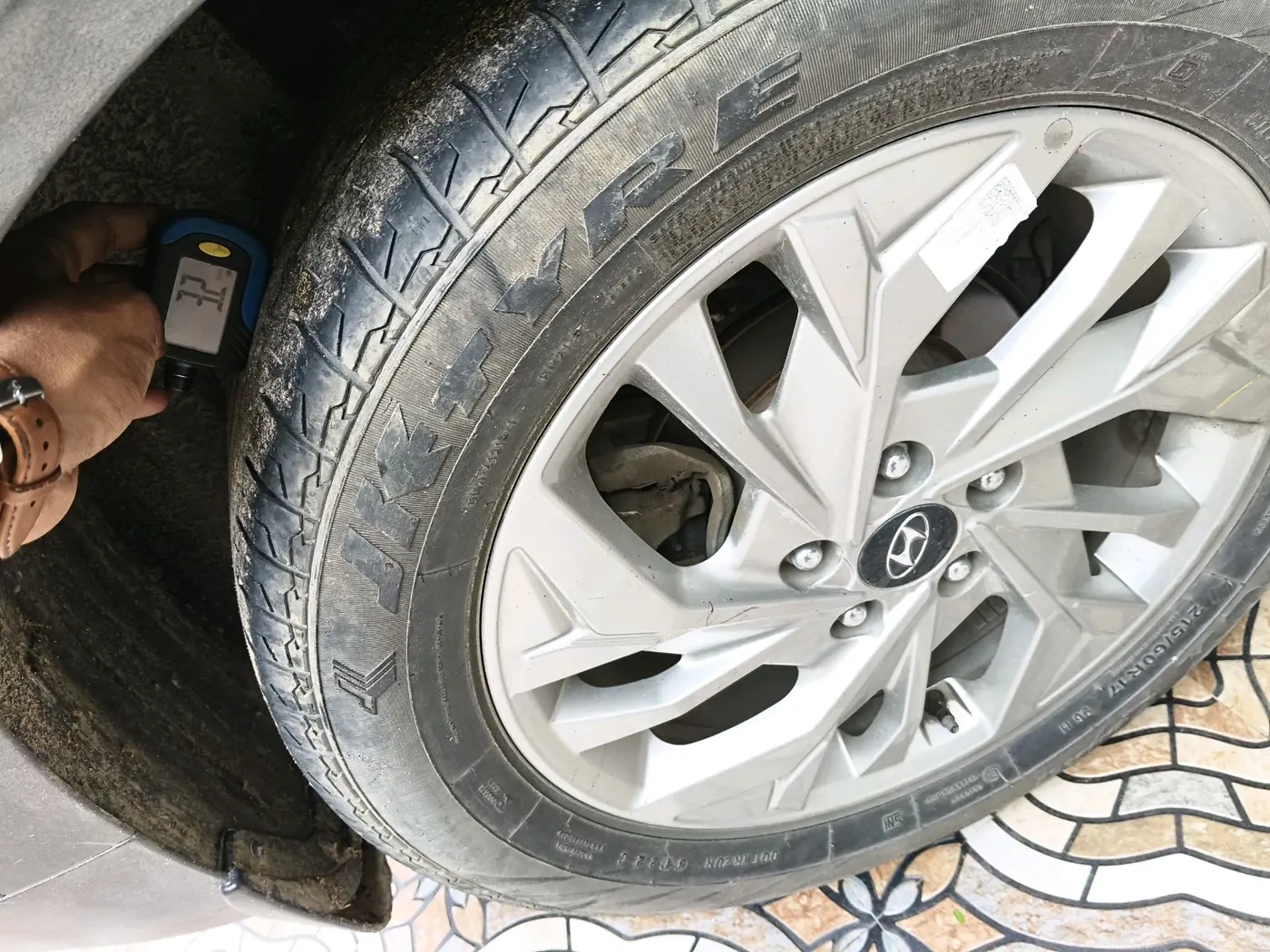 2022 Hyundai Creta SX IVT 1.5 PETROL, Petrol, Automatic, 48,960 km, tyre