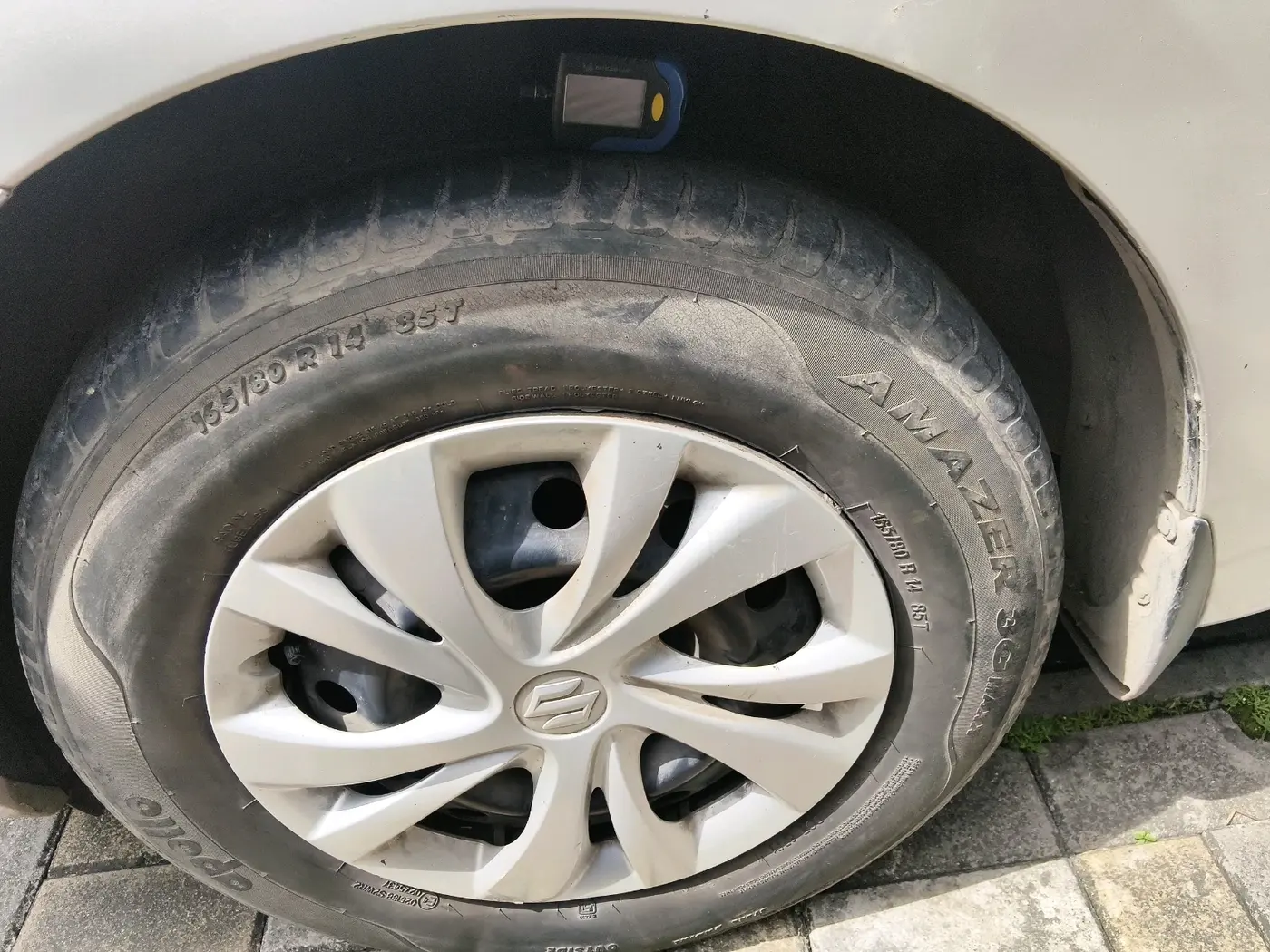 2019 Maruti Swift VXI AMT, Petrol, Automatic, 54,750 km, tyre