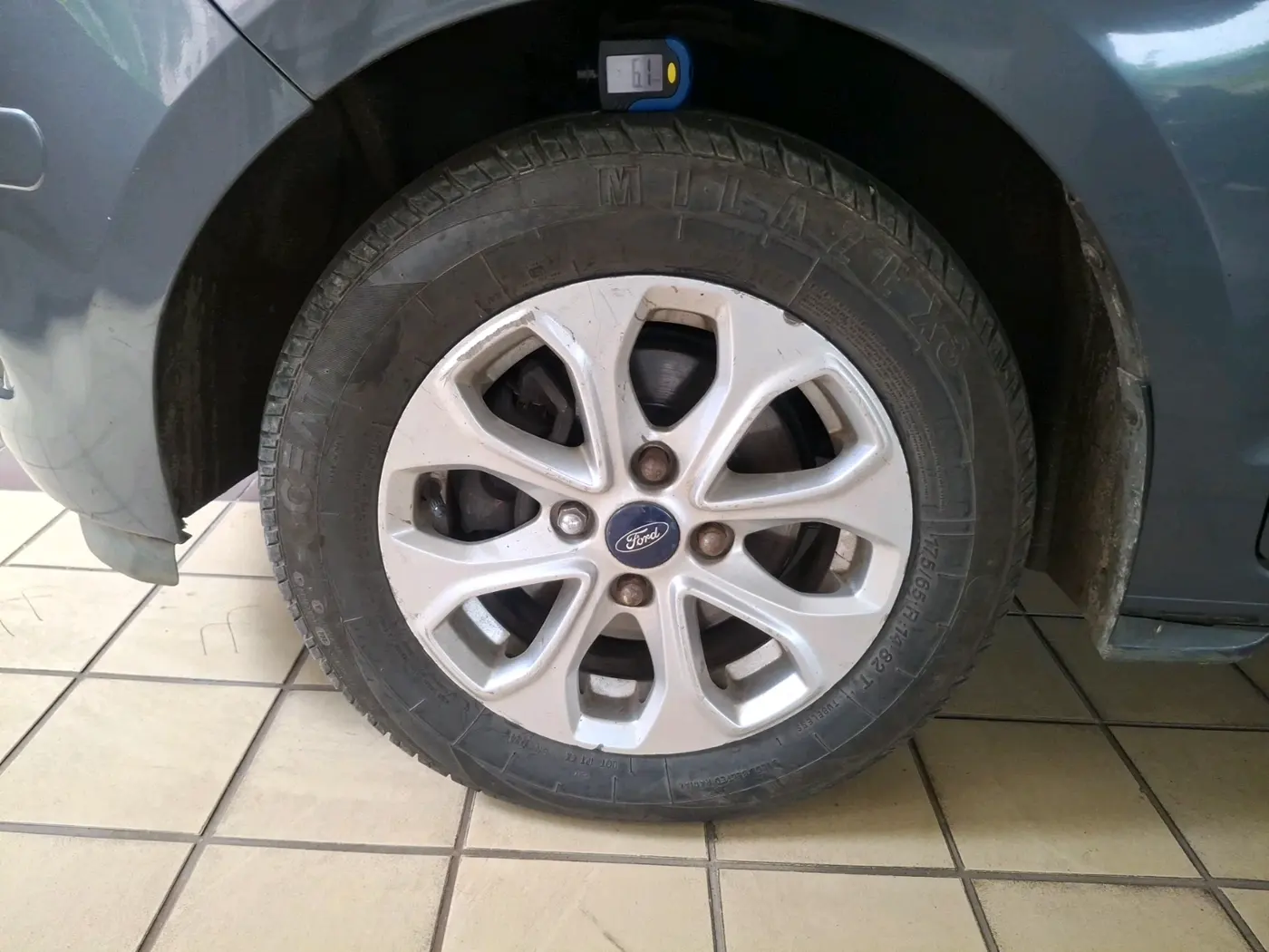 2017 Ford Figo Aspire TITANIUM1.5 DIESEL, Diesel, Manual, 81,756 km, tyre