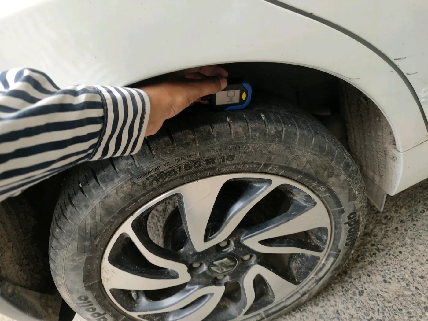 2020 Maruti Baleno ZETA PETROL 1.2, Petrol, Manual, 54,330 km, tyre