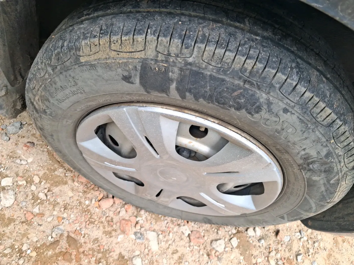 2011 Maruti Swift Dzire LDI, Diesel, Manual, 1,15,862 km, tyre