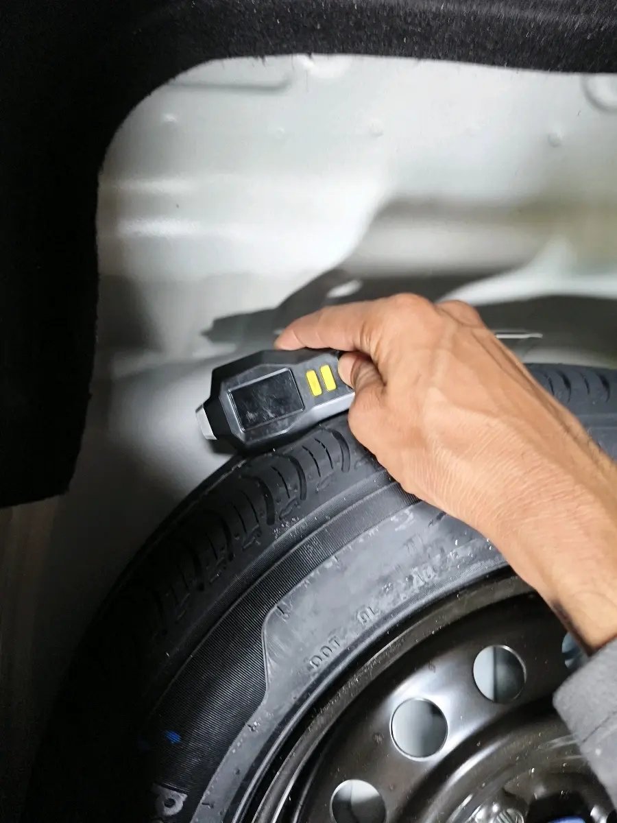 2025 Maruti New Wagon-R VXI 1.0, Petrol, Manual, 40,010 km, tyre