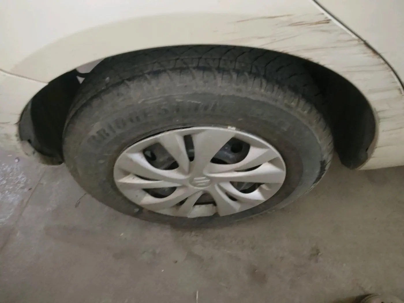 2013 Maruti Swift VXI, Petrol, Manual, 19,033 km, tyre