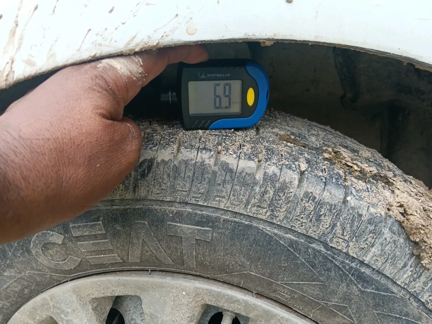 2015 Maruti Celerio VXI, CNG, Manual, 36,459 km, tyre