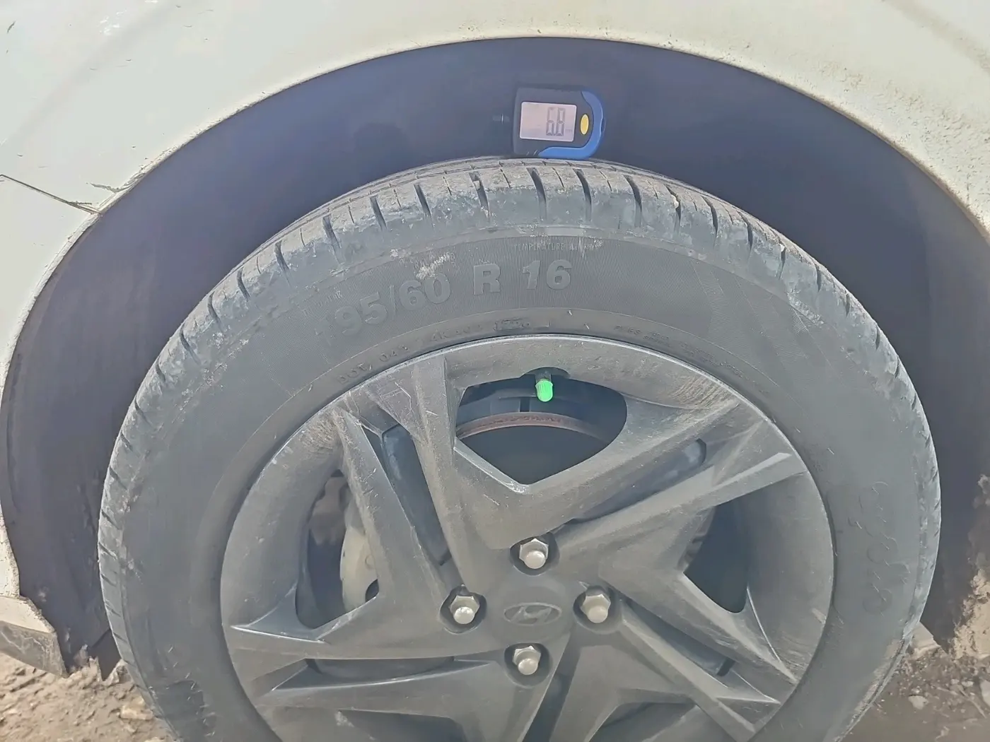 2021 Hyundai NEW I20 SPORTZ 1.2 MT, Petrol, Manual, 56,148 km, tyre