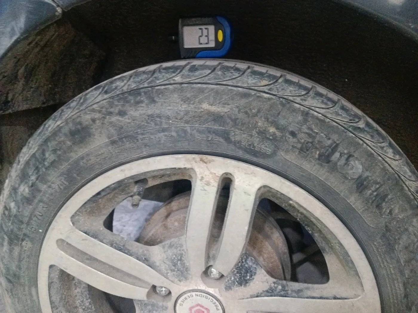 2013 Hyundai i10 ERA 1.1, Petrol, Manual, 49,229 km, tyre