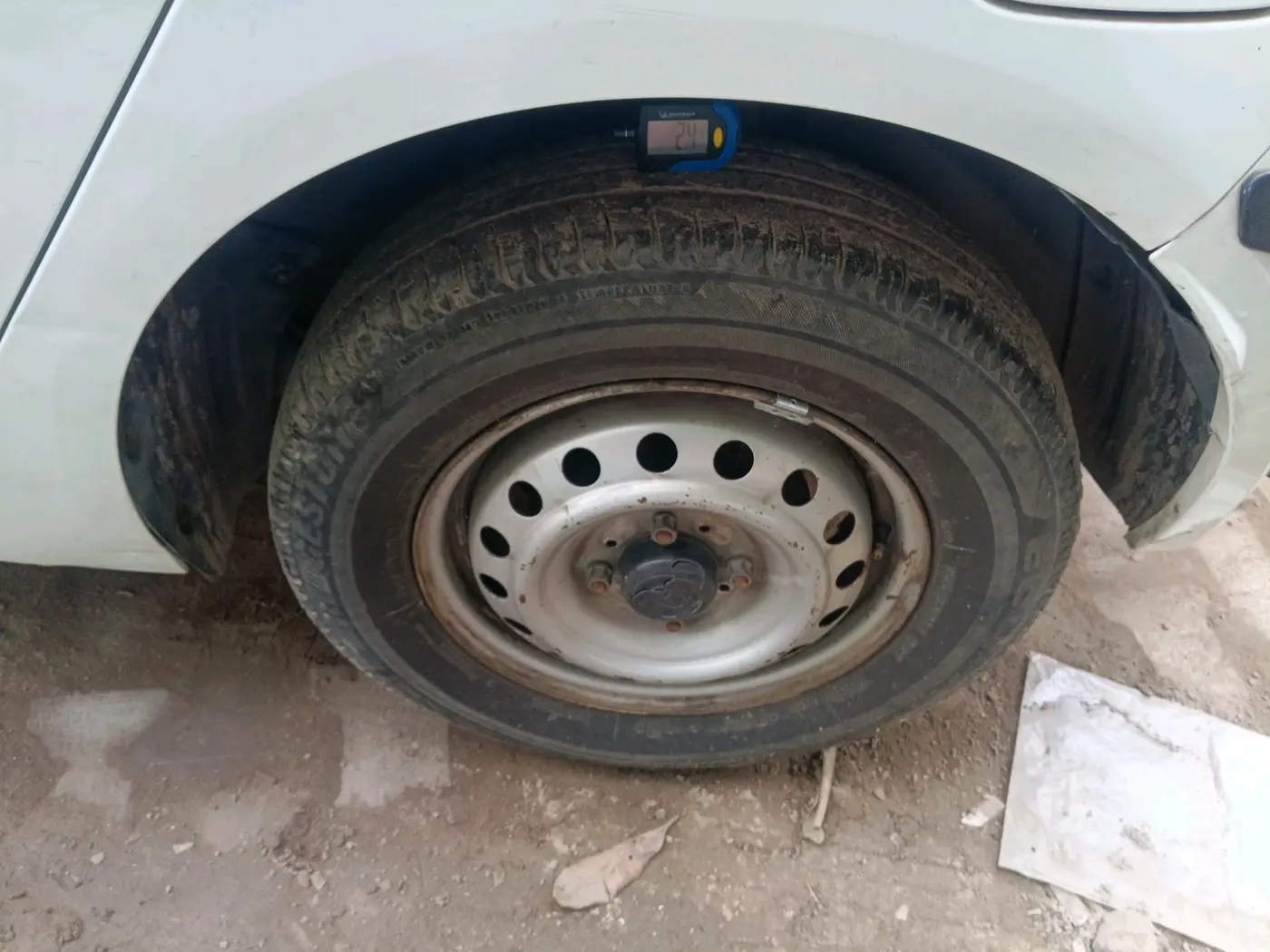 2021 Tata ALTROZ XE PETROL, Petrol, Manual, 46,808 km, tyre