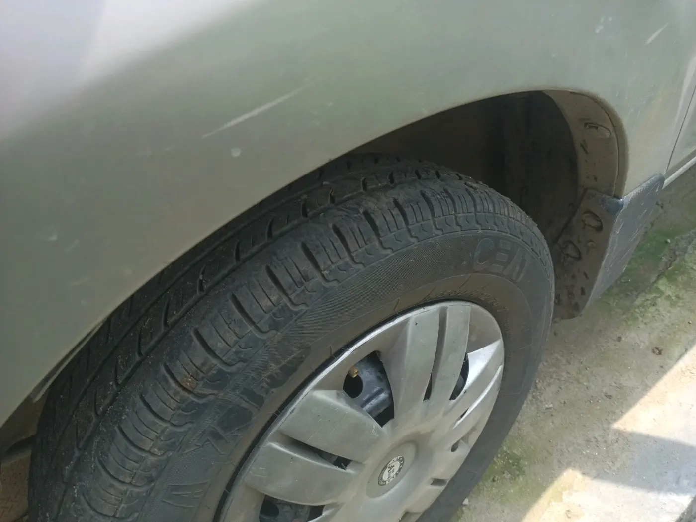 2018 Maruti Alto 800 LXI, Petrol, Manual, 23,240 km, tyre