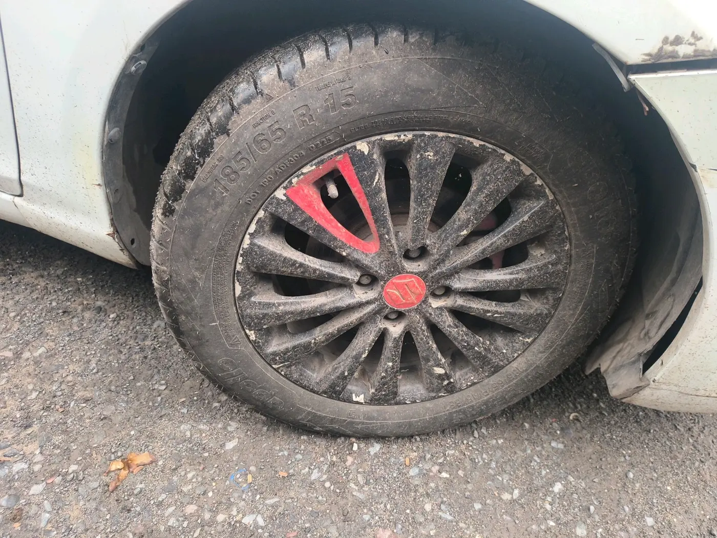 2015 Maruti Ciaz ZDI, Diesel, Manual, 1,70,875 km, tyre