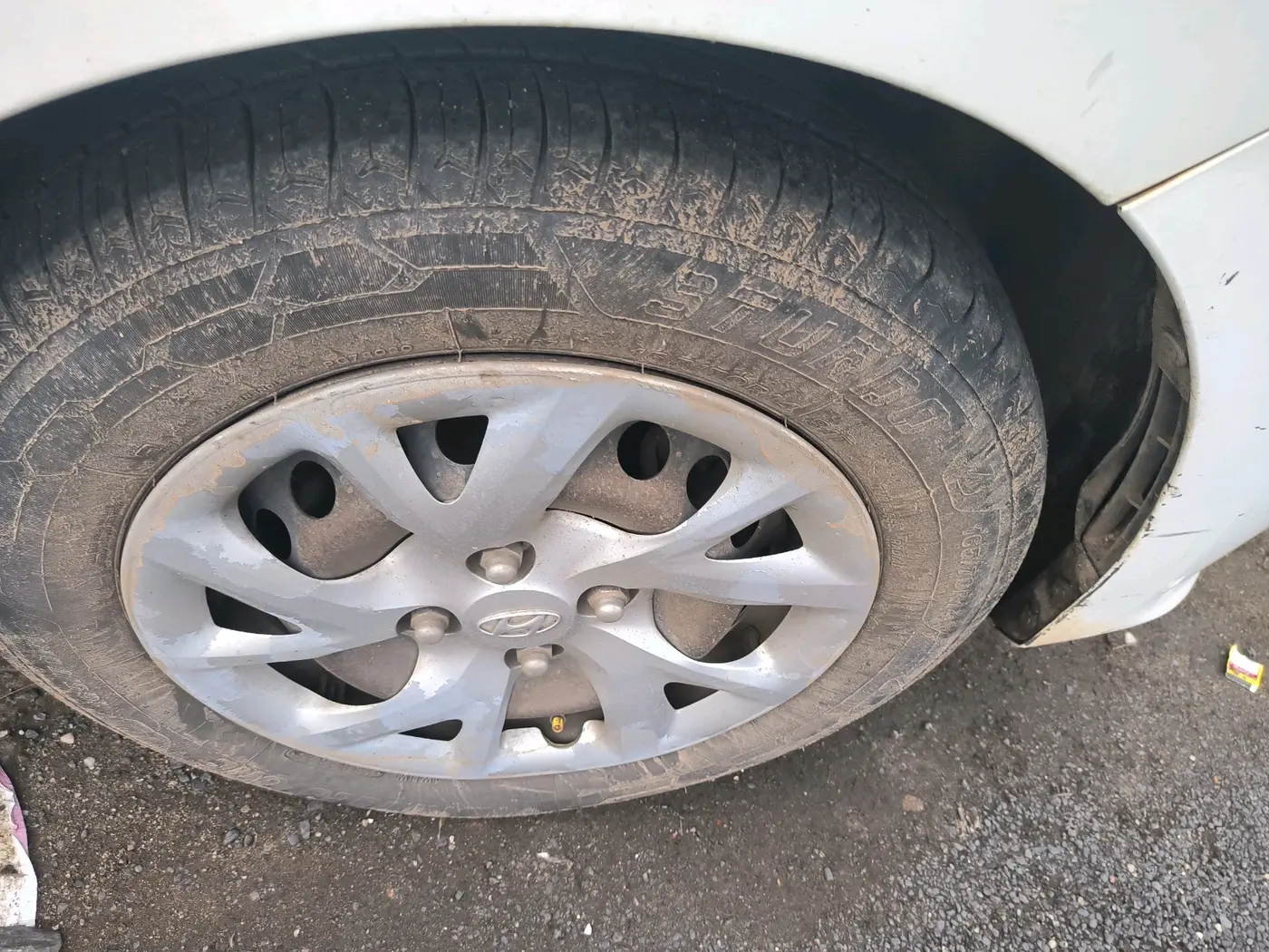 2018 Hyundai Grand i10 SPORTZ 1.2 KAPPA VTVT, CNG, Manual, 1,44,848 km, tyre