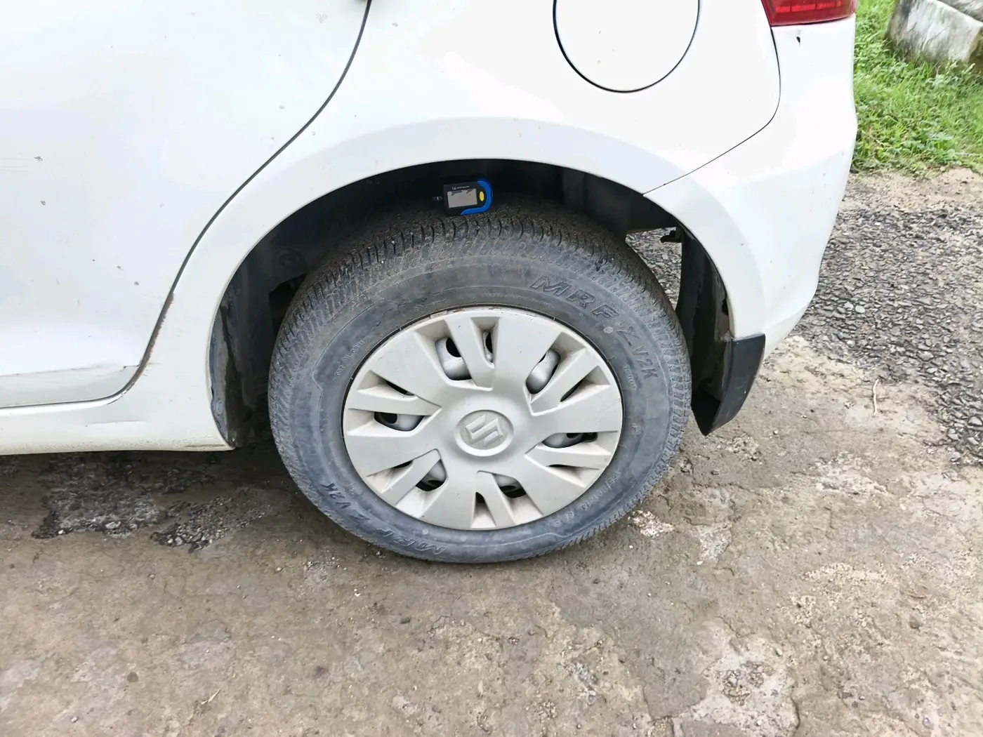 2016 Maruti Swift LXI (O), Petrol, Manual, 34,226 km, tyre
