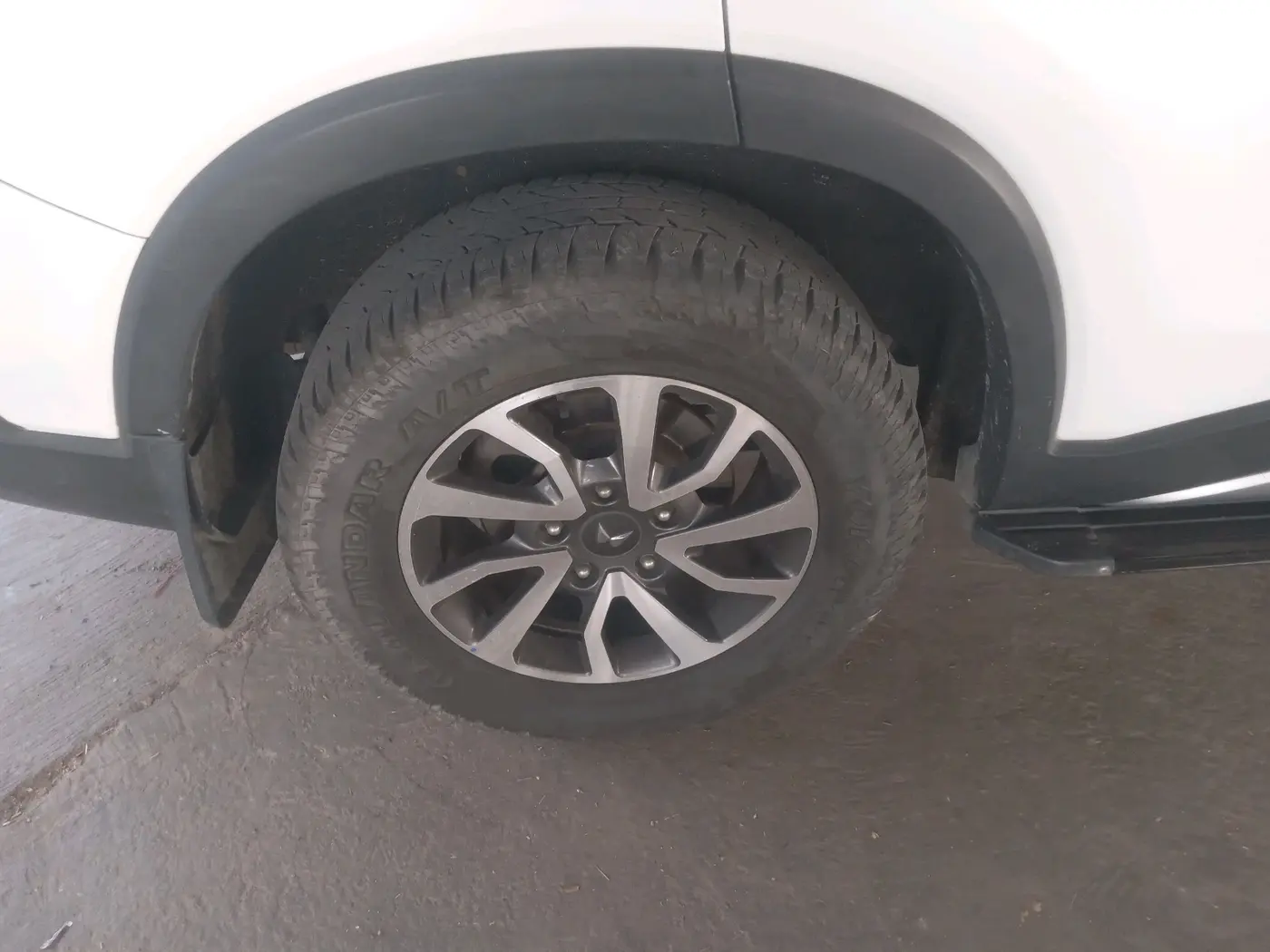 2022 Mahindra SCORPIO-N Z8 L DIESEL AT 2WD 7 STR, Diesel, Automatic, 94,789 km, tyre