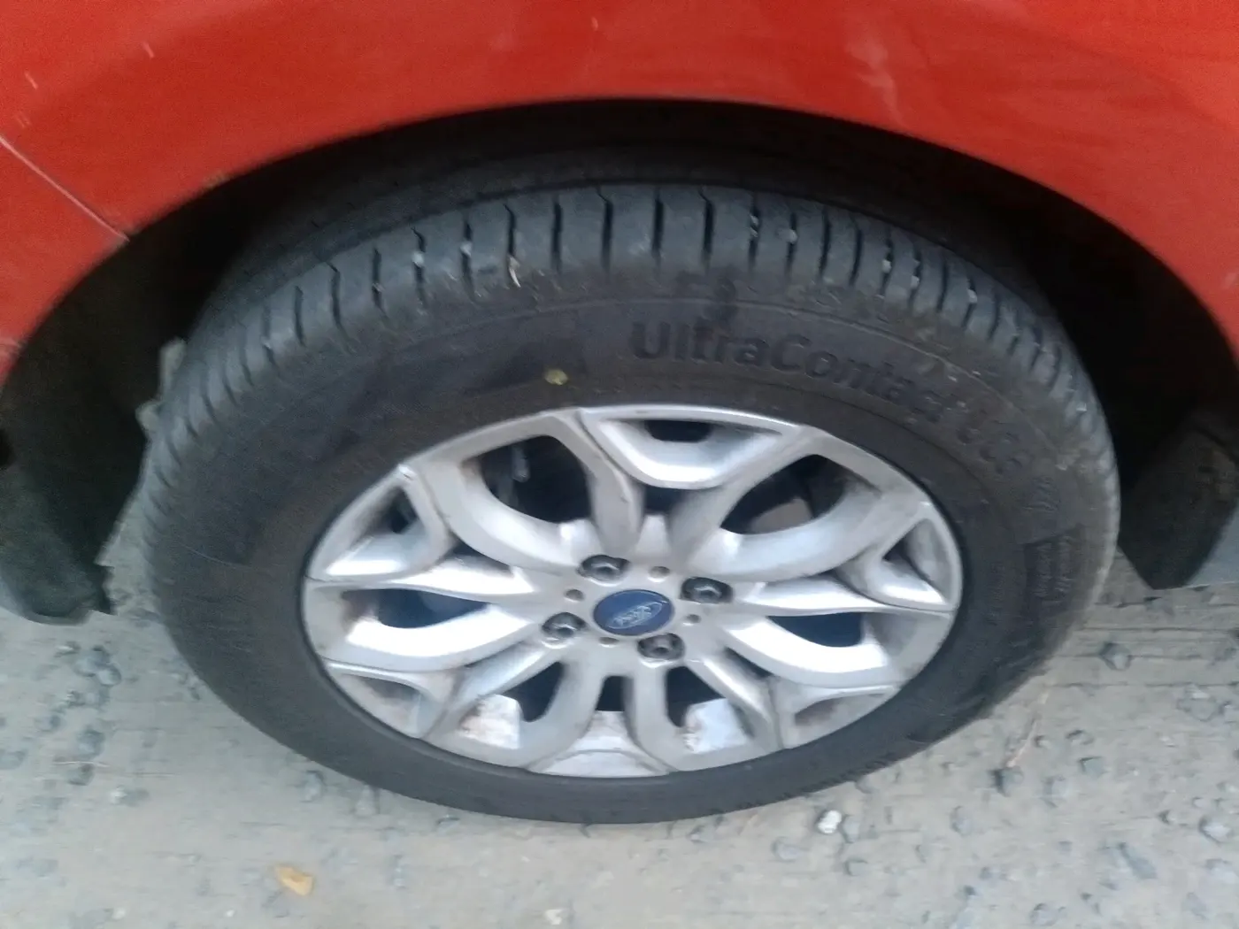 2015 Ford Ecosport TITANIUM 1.5L PETROL AT, Petrol, Automatic, 95,856 km, tyre