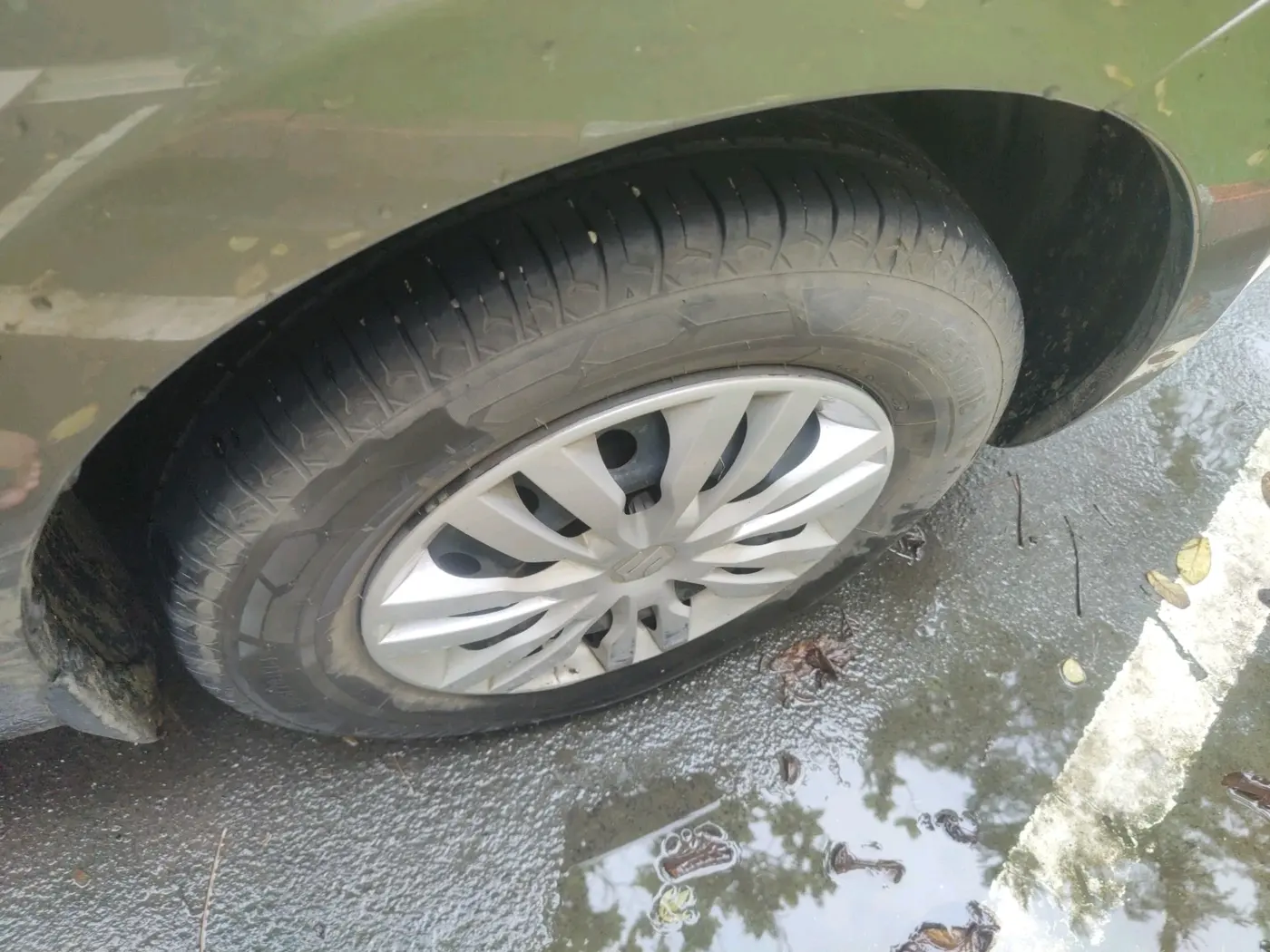2020 Maruti Dzire VXI, CNG, Manual, 71,268 km, tyre