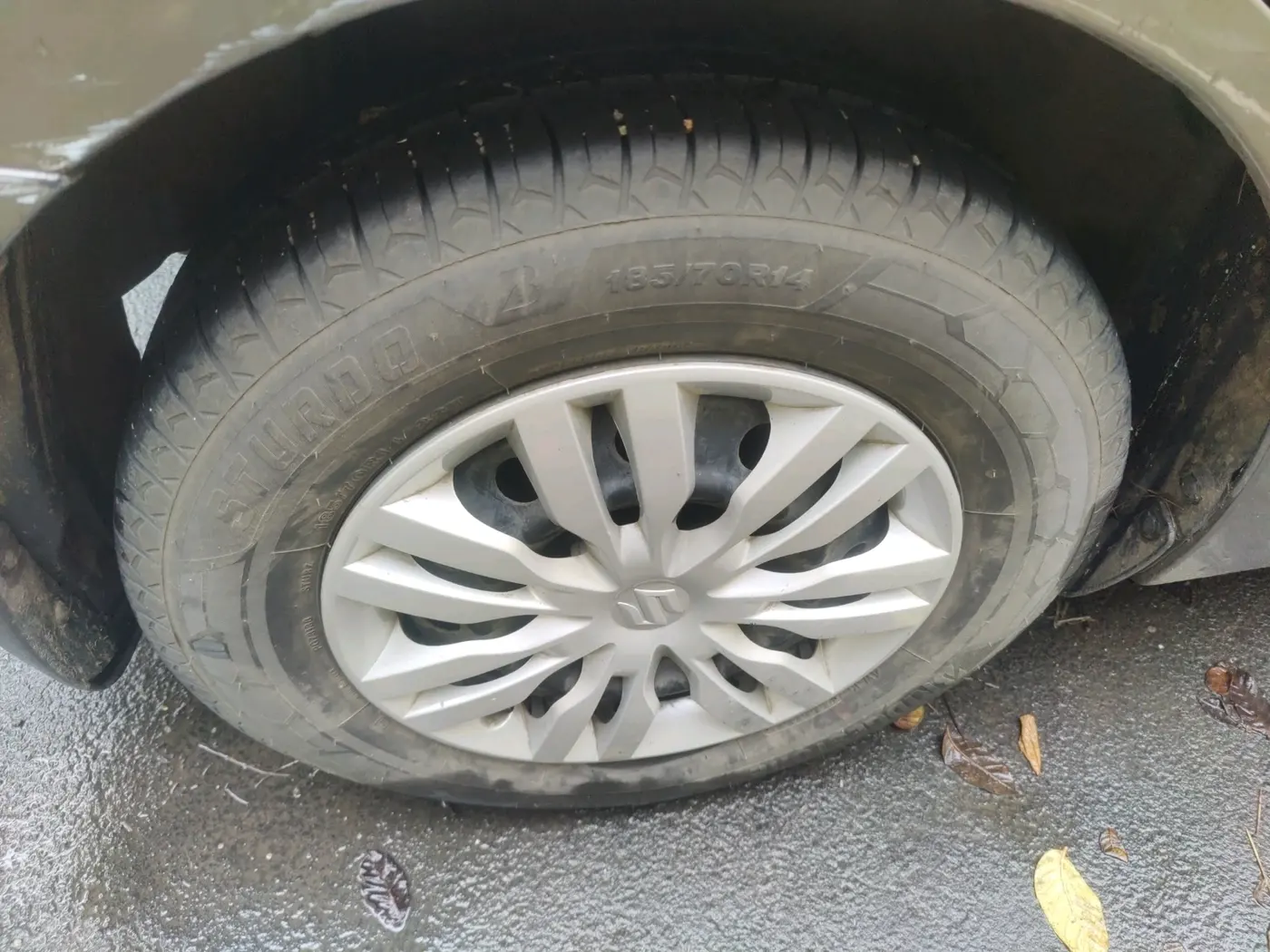 2020 Maruti Dzire VXI, CNG, Manual, 71,268 km, tyre
