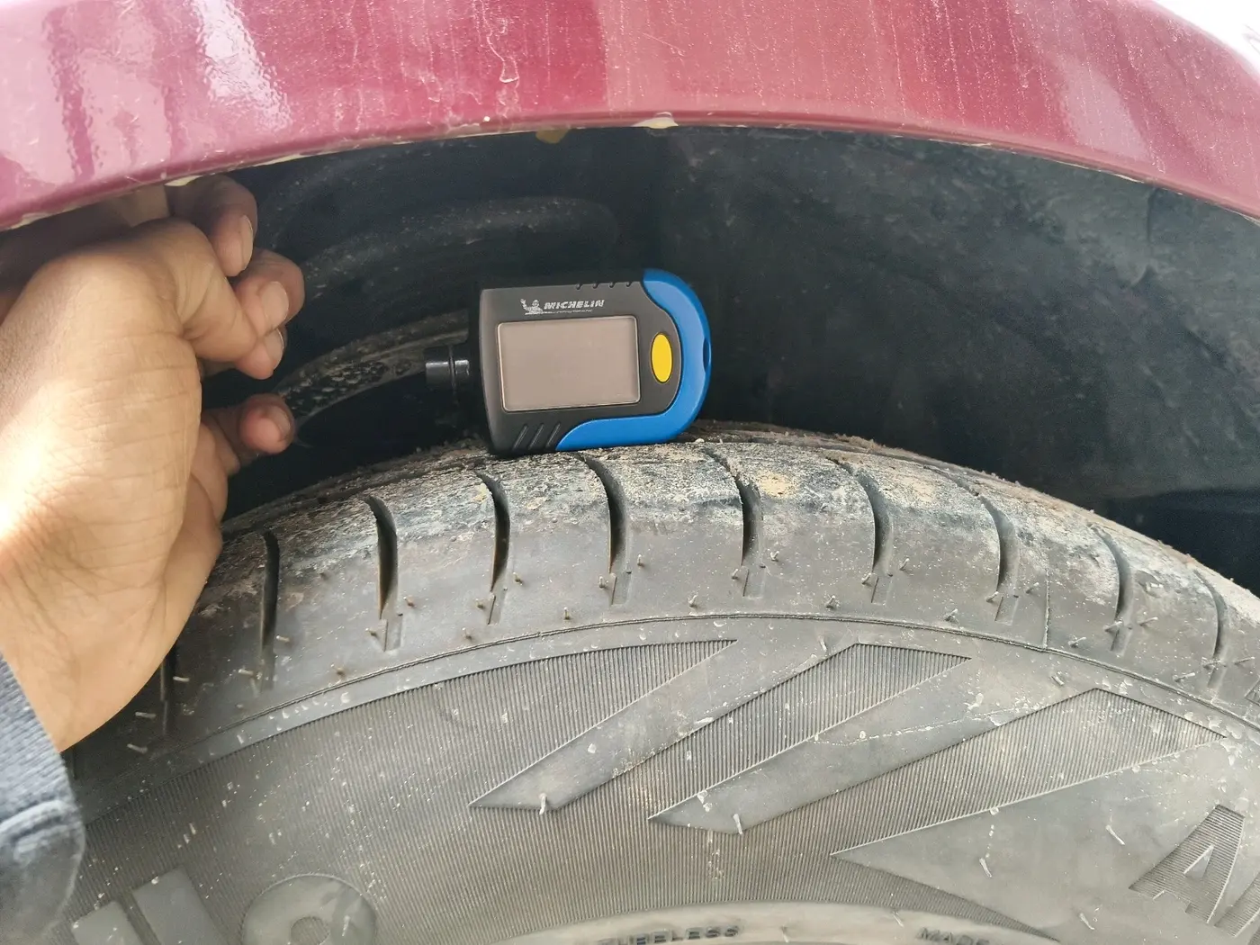 2011 Maruti Ritz ZXI, Petrol, Manual, 10,348 km, tyre