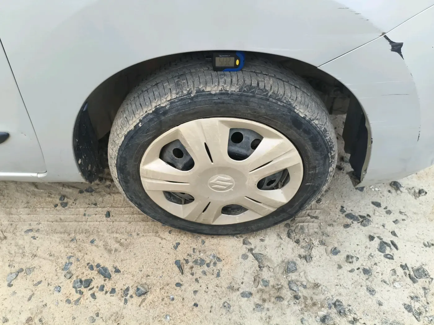2013 Maruti Wagon R 1.0 VXI, Petrol, Manual, 26,635 km, tyre