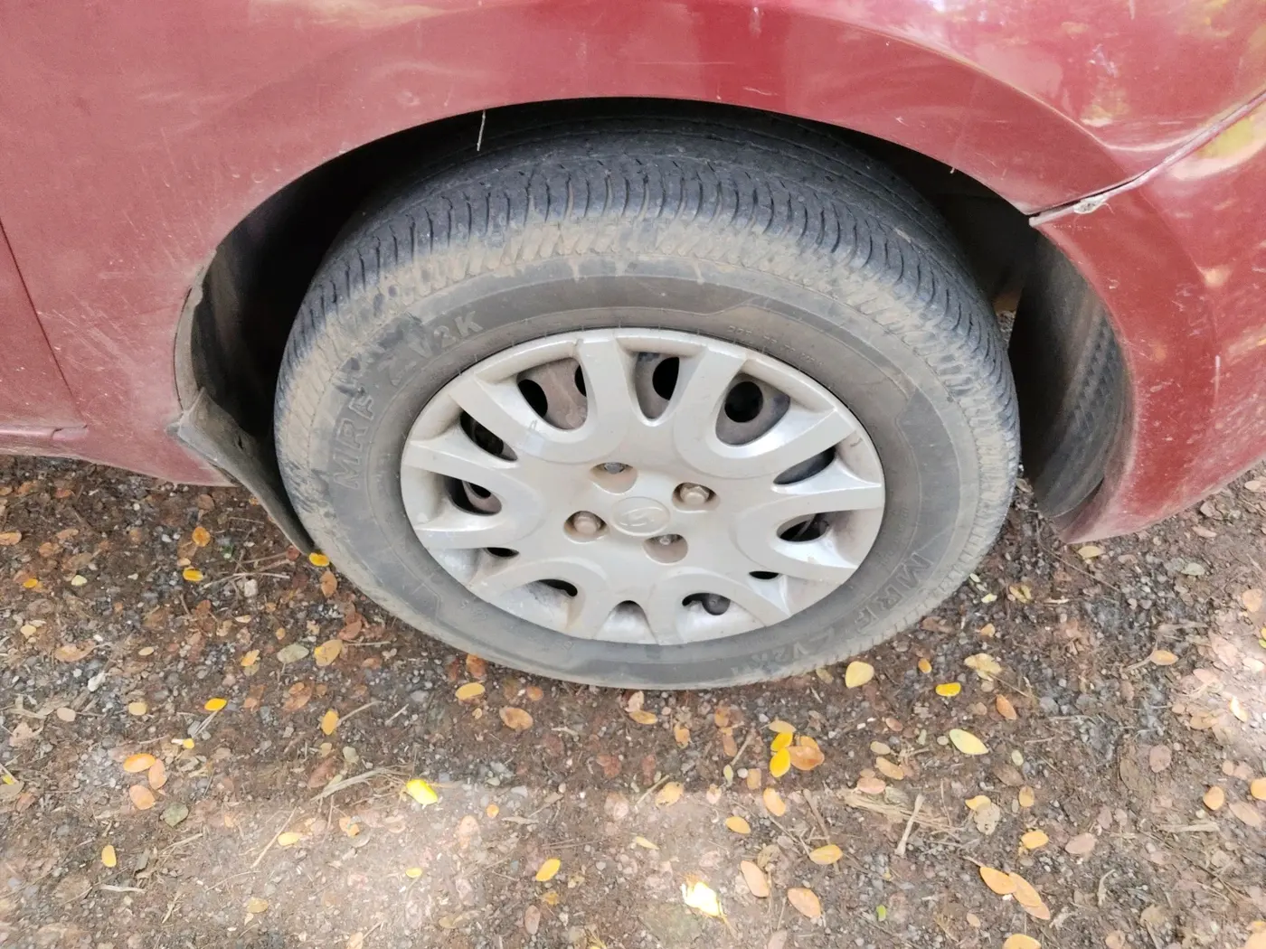 2011 Hyundai i20 MAGNA 1.2, Petrol, Manual, 70,628 km, tyre