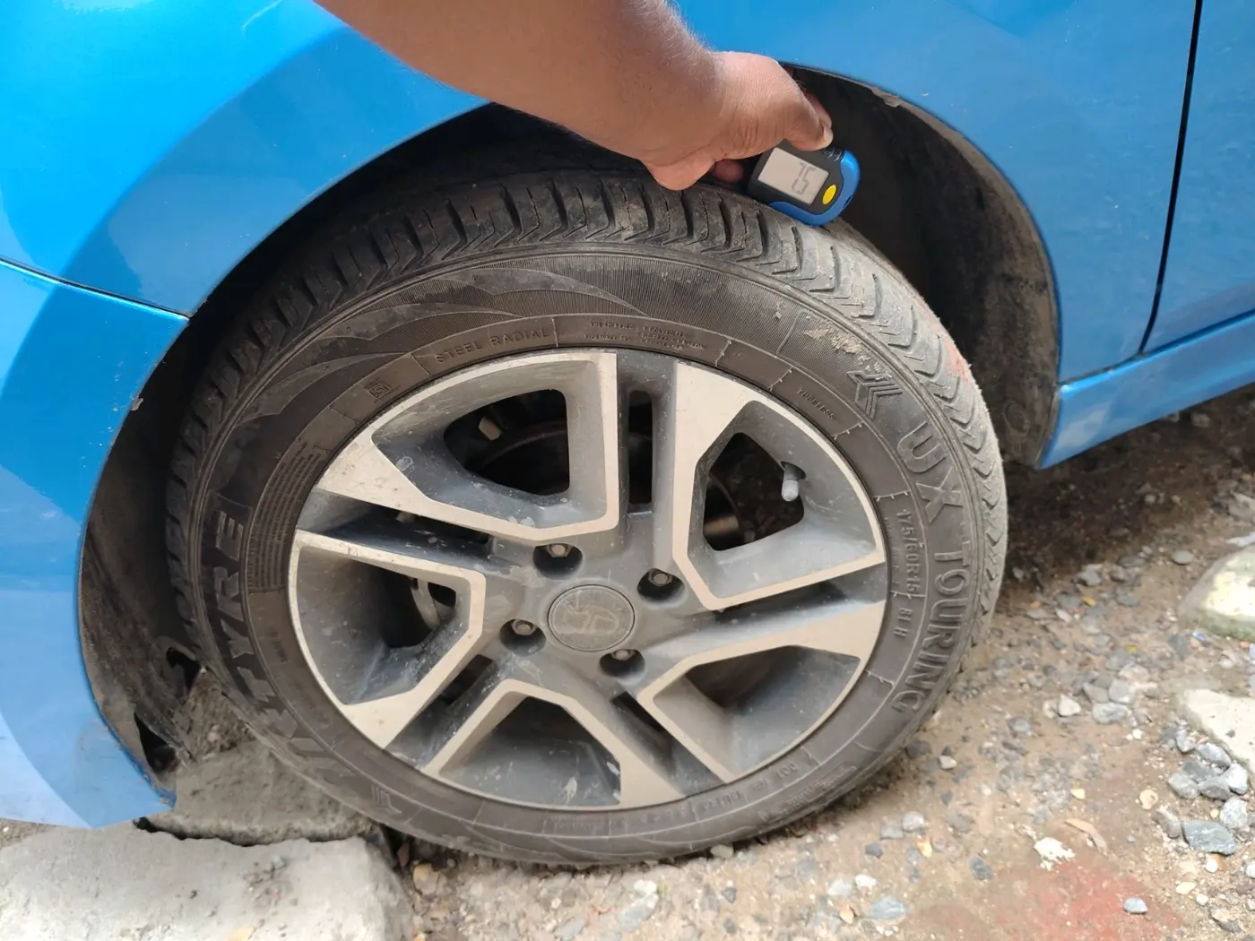 2020 Tata Tiago XZA PLUS PETROL, Petrol, Automatic, 52,335 km, tyre