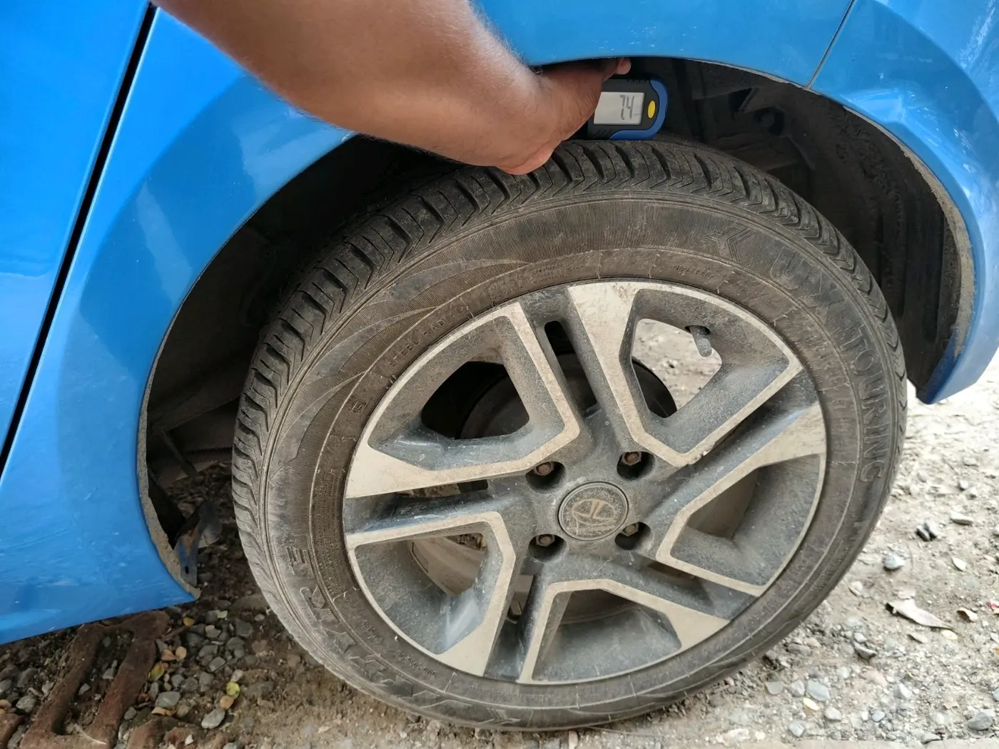 2020 Tata Tiago XZA PLUS PETROL, Petrol, Automatic, 52,335 km, tyre