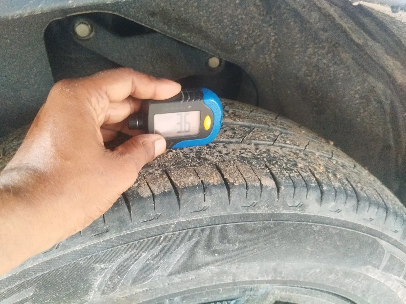 2024 Tata Harrier ADVENTURE PLUS DARK EDITION AT, Diesel, Automatic, 51,830 km, tyre