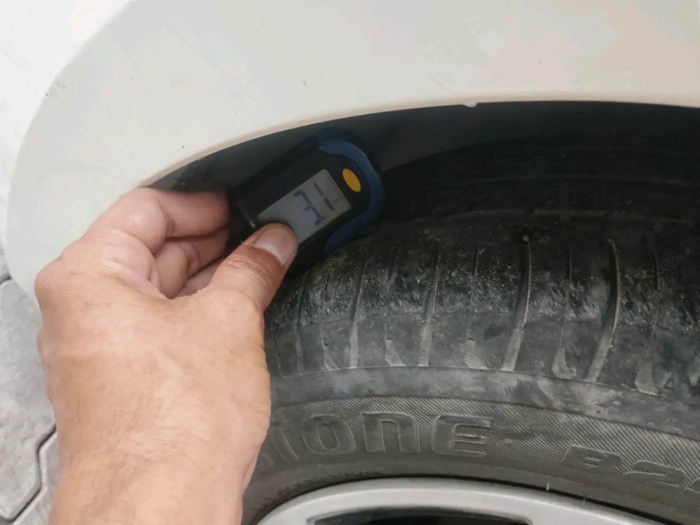 2019 Tata Tiago XZ PETROL, Petrol, Manual, 77,127 km, tyre