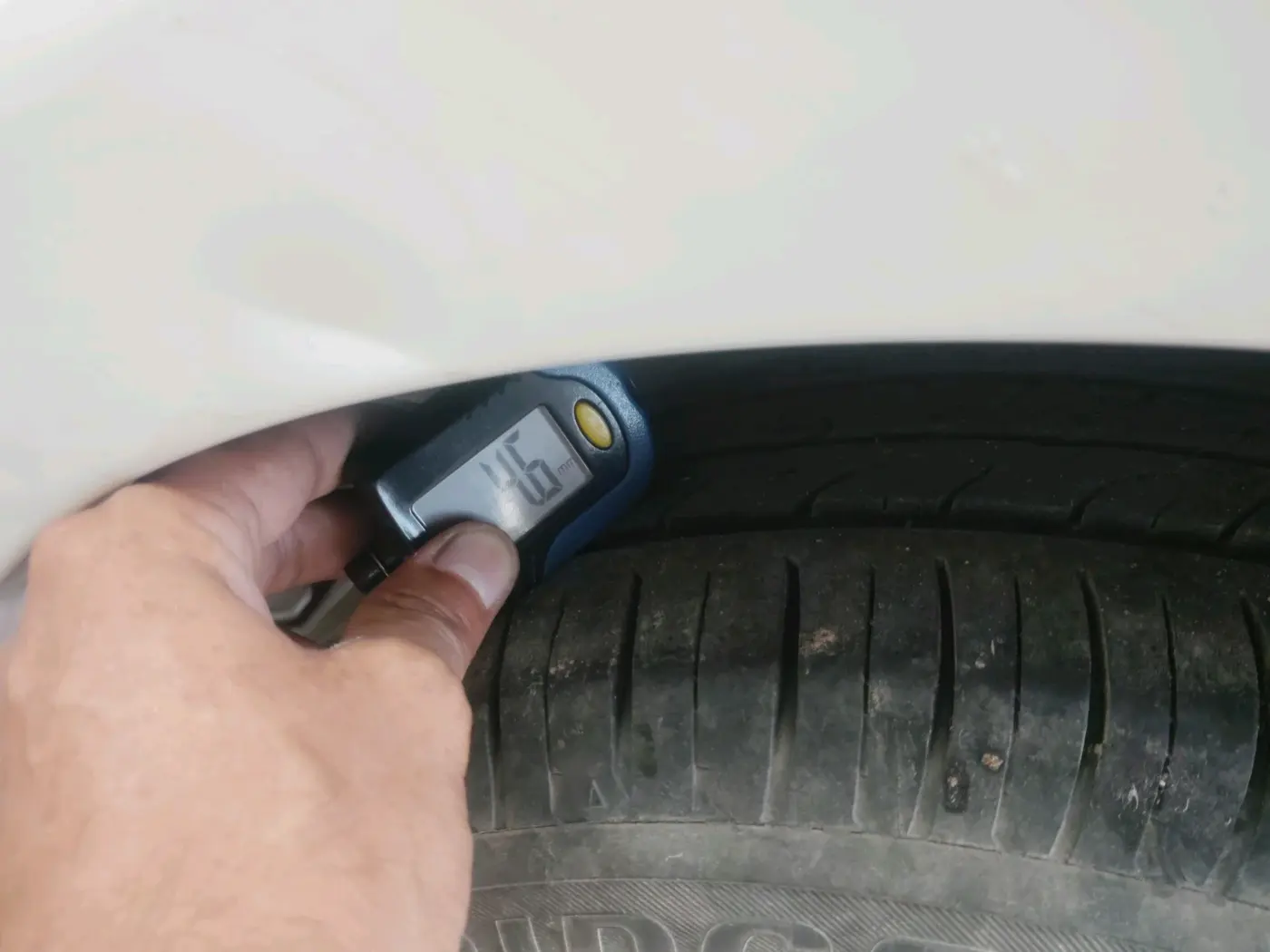 2019 Tata Tiago XZ PETROL, Petrol, Manual, 77,127 km, tyre