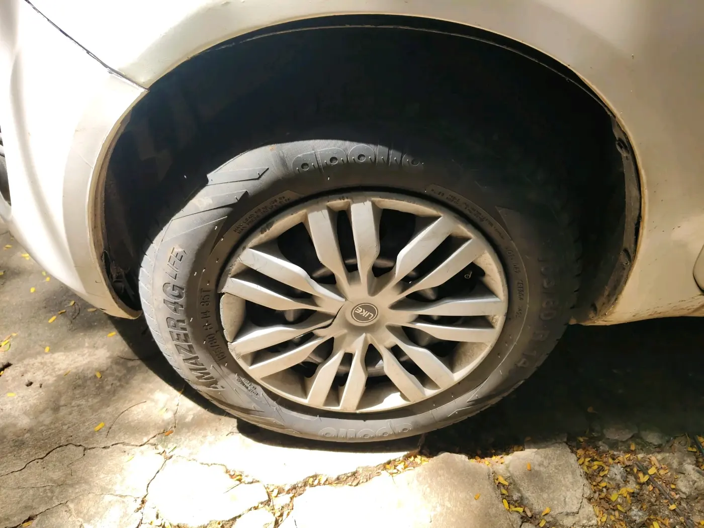 2013 Maruti Ritz VDI, Diesel, Manual, 2,31,869 km, tyre