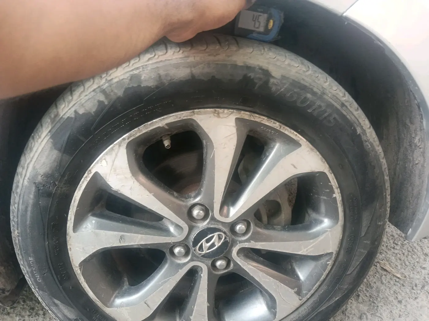 2014 Hyundai Xcent SX 1.2, CNG, Manual, 76,133 km, tyre
