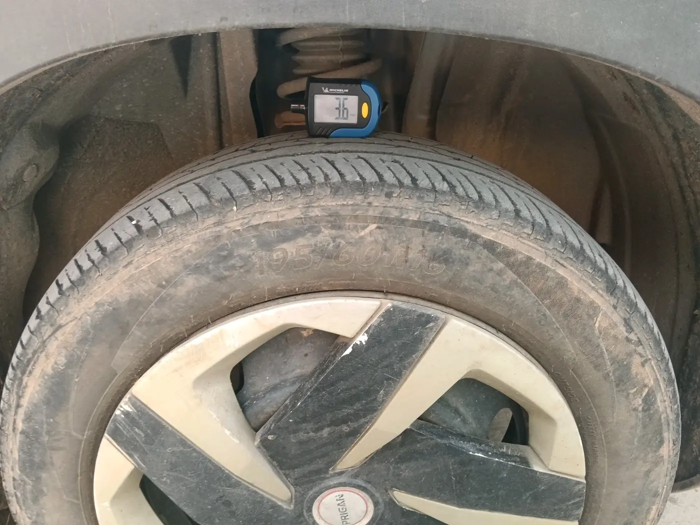 2022 Nissan MAGNITE XL, Petrol, Manual, 66,145 km, tyre