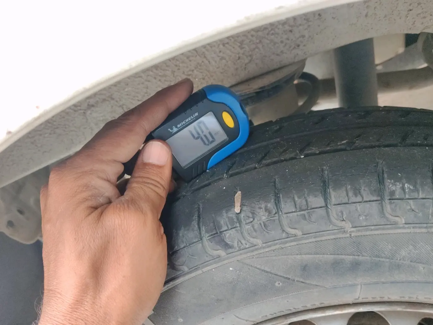 2014 Maruti Alto 800 STD, Petrol, Manual, 25,311 km, tyre