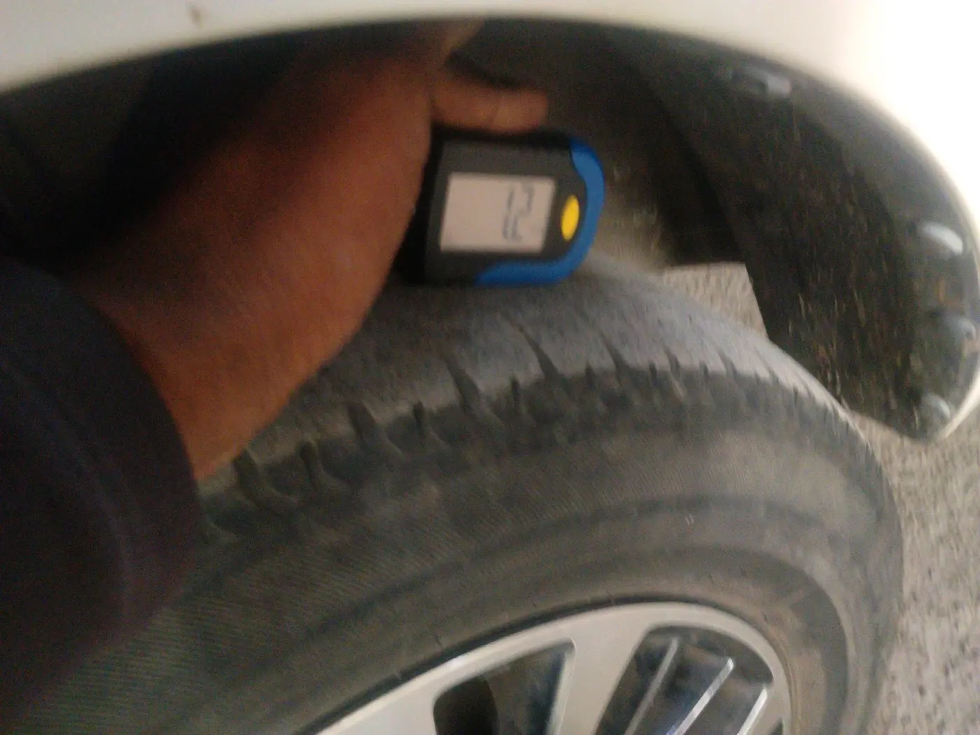2023 Maruti Ertiga ZXI+ SHVS, Petrol, Manual, 69,067 km, tyre