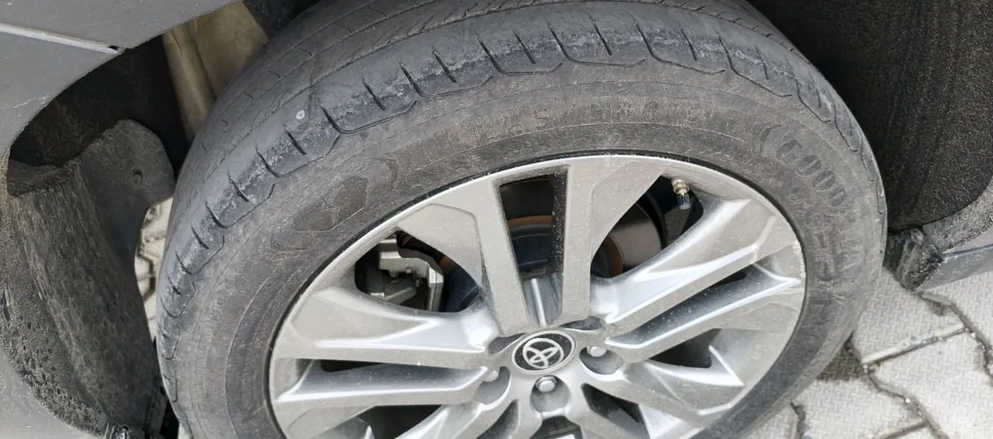 2024 Toyota INNOVA HYCROSS ZX HYBRID 7 STR, Hybrid, Automatic, 45,054 km, tyre
