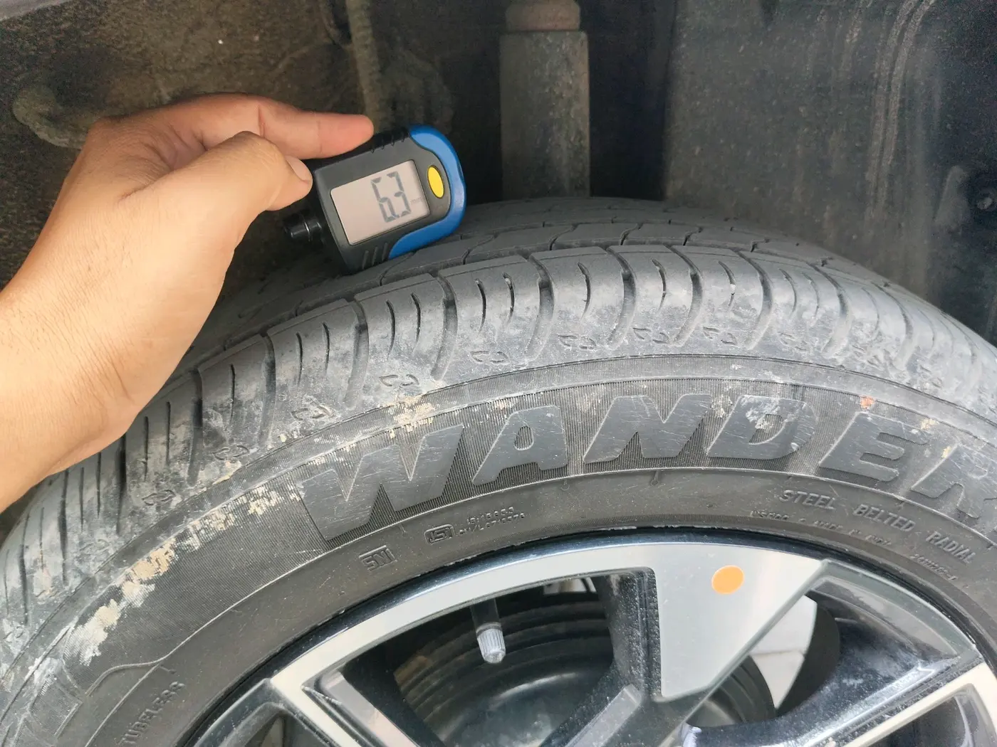 2025 Tata PUNCH Accomplished Plus (S) iCNG, CNG, Manual, 7,671 km, tyre
