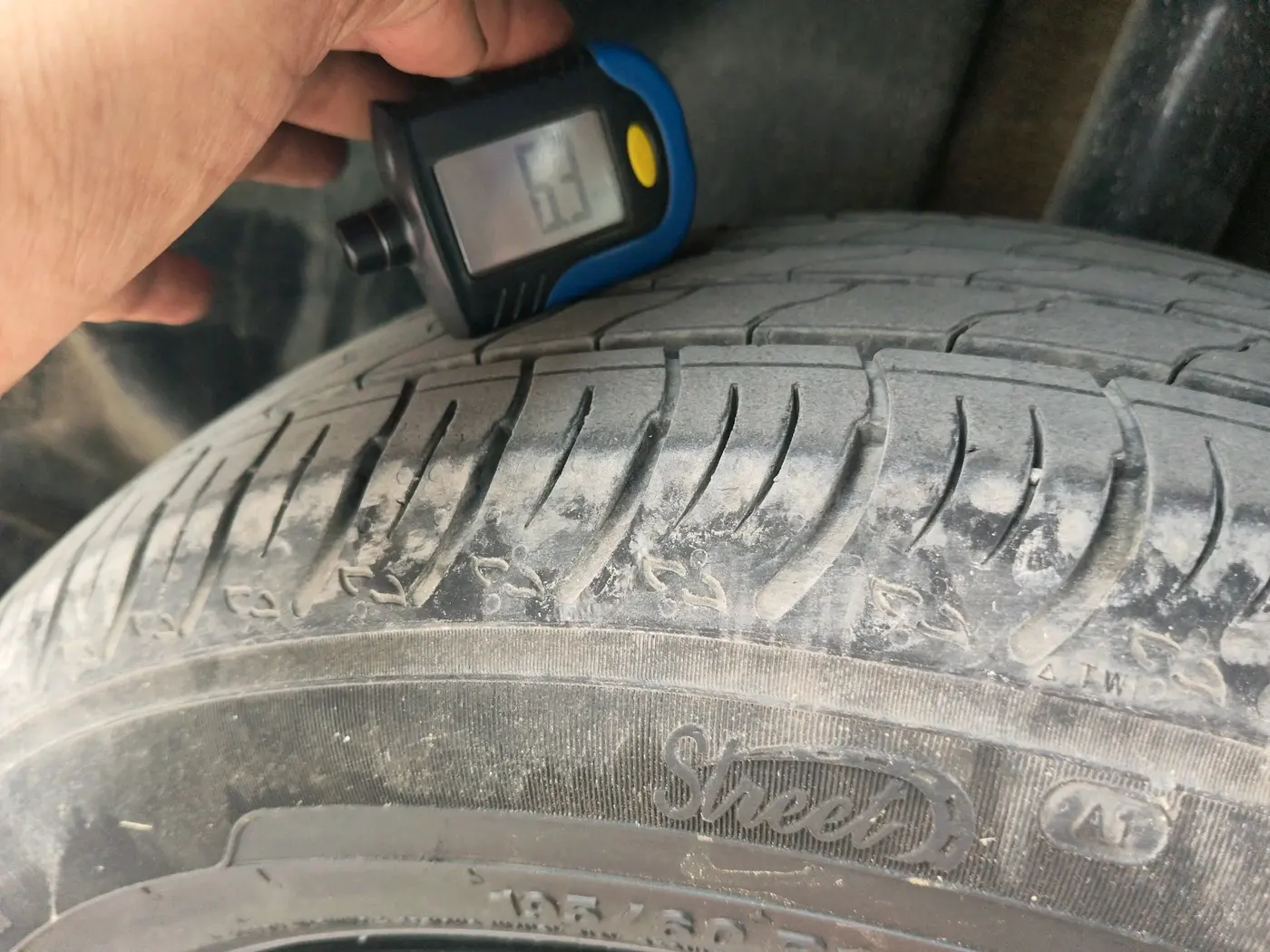 2025 Tata PUNCH Accomplished Plus (S) iCNG, CNG, Manual, 7,671 km, tyre