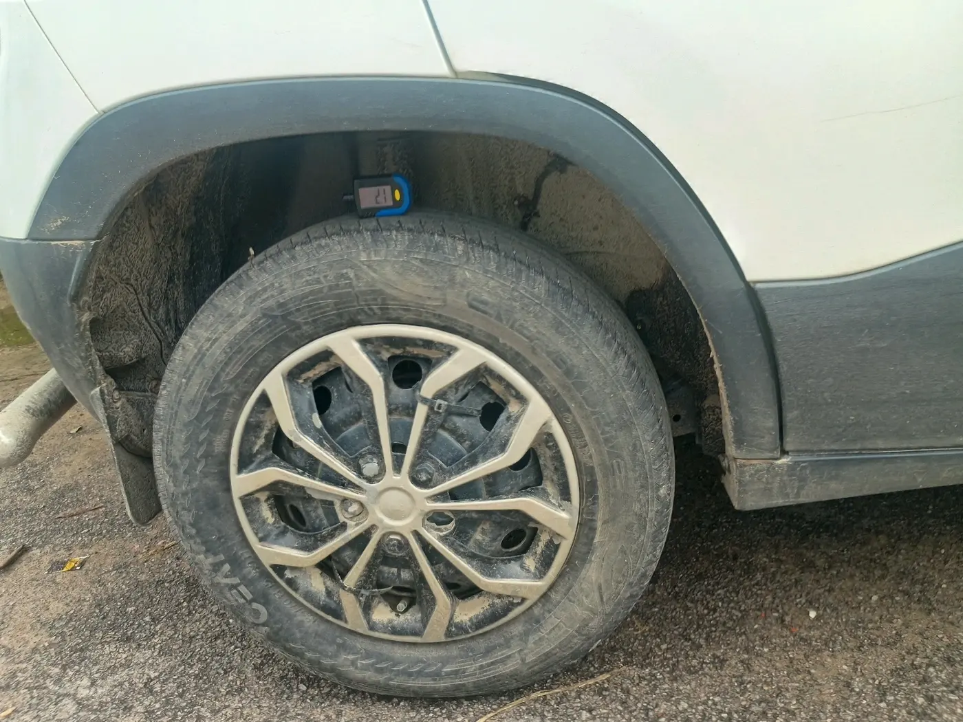 2024 Tata PUNCH PURE MT CNG, CNG, Manual, 97,075 km, tyre