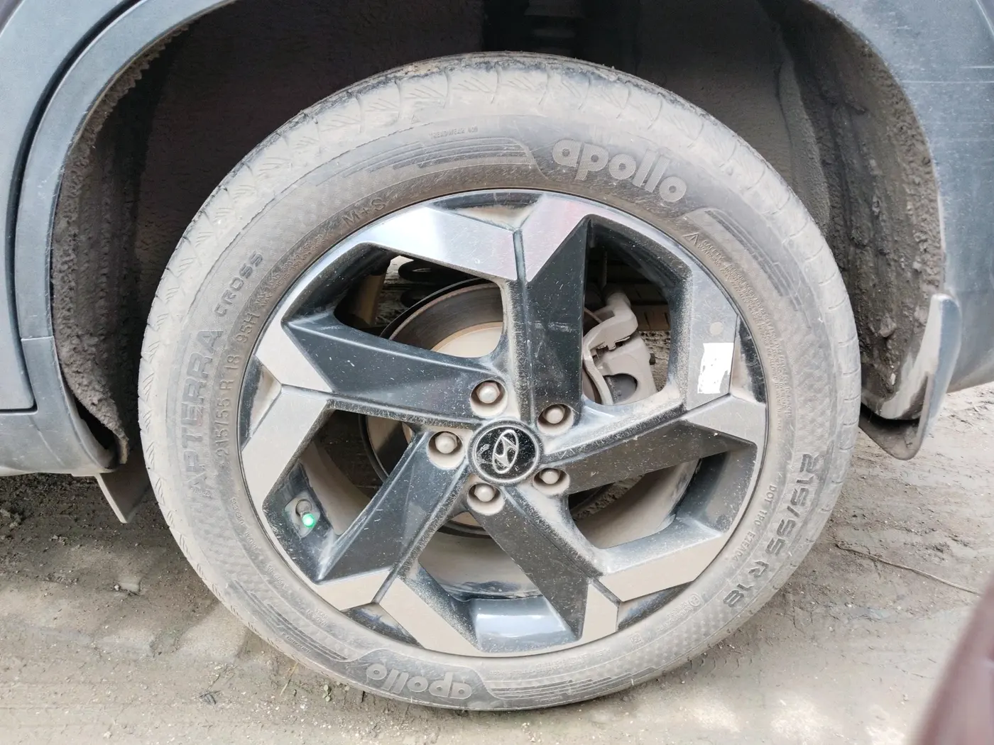 2021 Hyundai ALCAZAR PLATINUM 1.5 MT 7STR, Diesel, Manual, 70,800 km, tyre