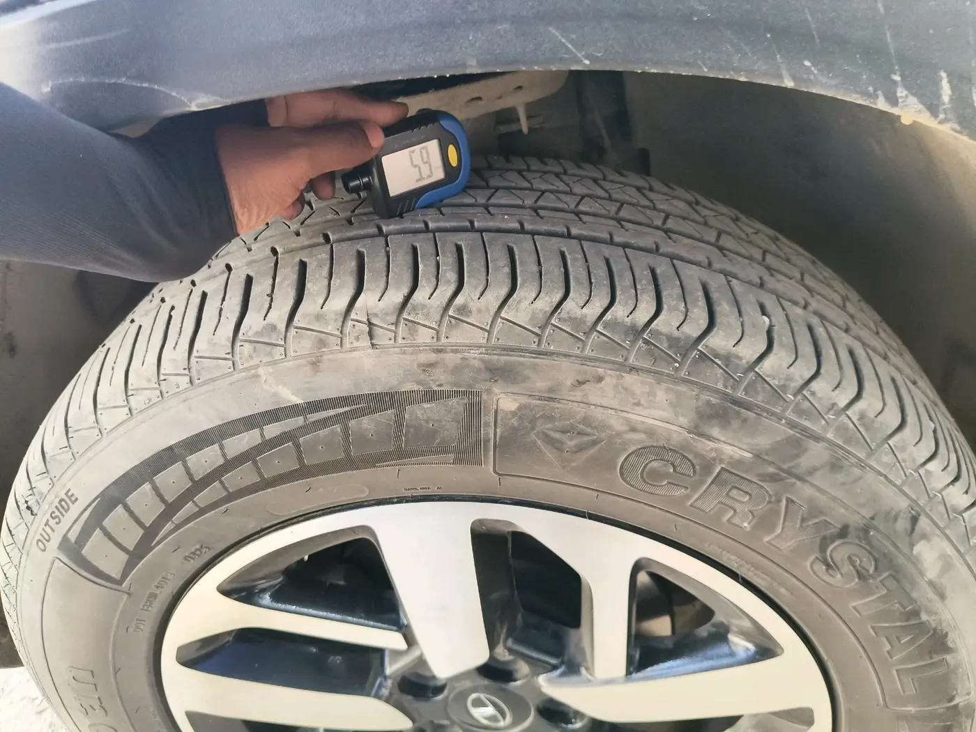 2021 Tata Harrier XM 2.0L KRYOTEC, Diesel, Manual, 71,538 km, tyre