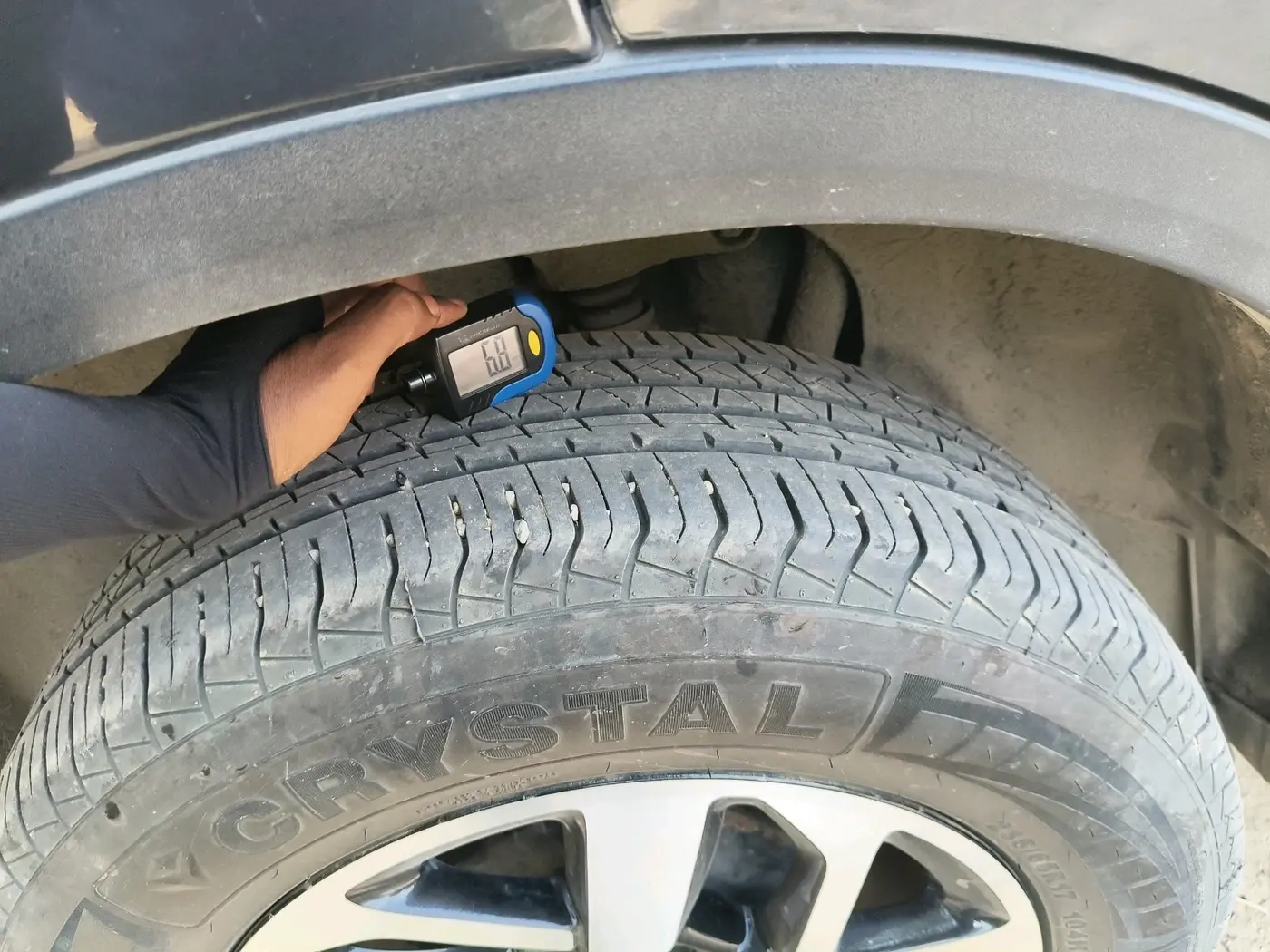 2021 Tata Harrier XM 2.0L KRYOTEC, Diesel, Manual, 71,538 km, tyre