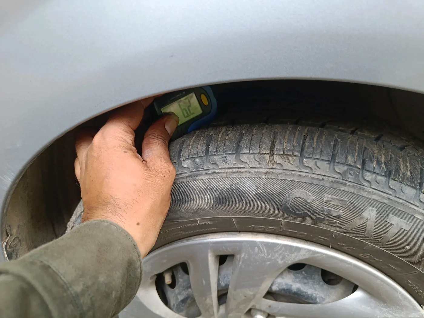2021 Hyundai AURA S 1.2 CNG, CNG, Manual, 1,33,084 km, tyre