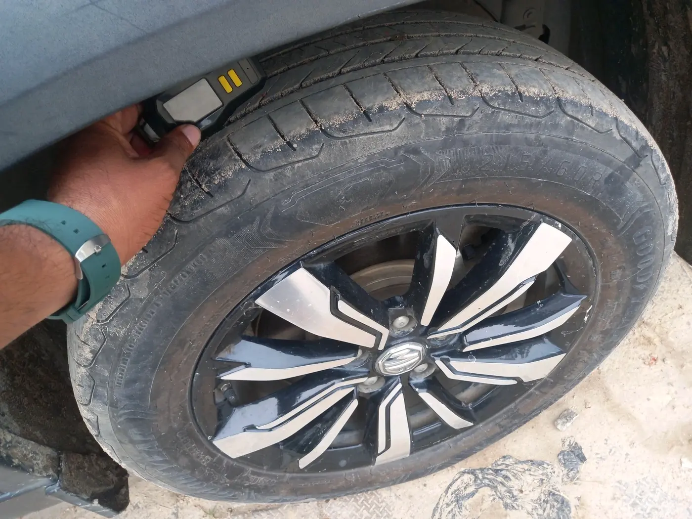 2020 MG HECTOR SHARP HYBRID 1.5 PETROL, Petrol, Manual, 58,376 km, tyre