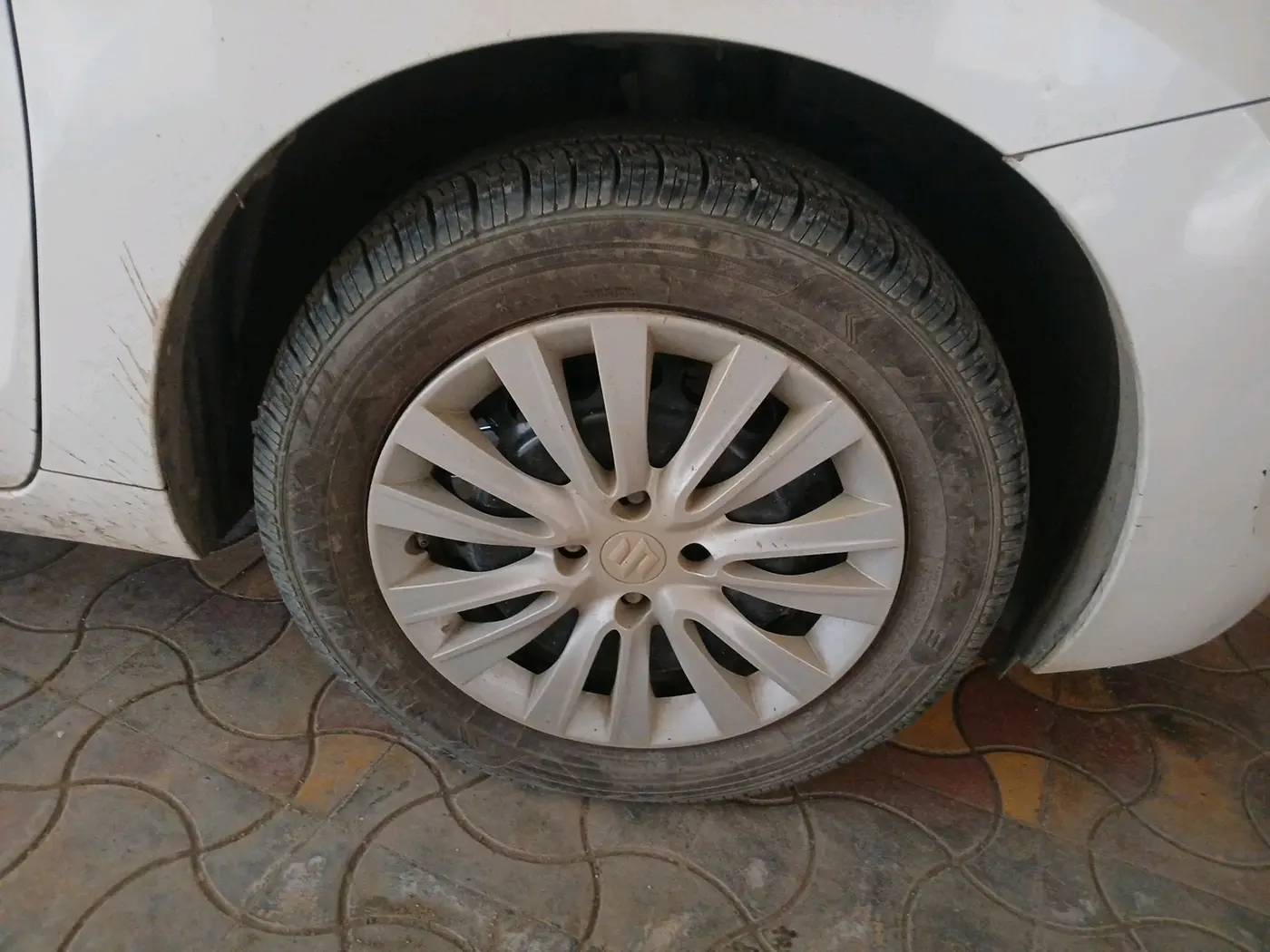 2021 Maruti Baleno DELTA PETROL 1.2, Petrol, Manual, 1,33,789 km, tyre
