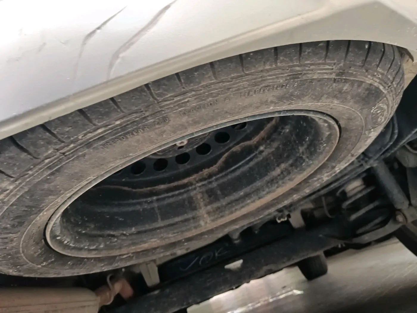 2021 MG HECTOR SHARP 1.5 PETROL CVT, Petrol, Automatic, 1,17,374 km, tyre
